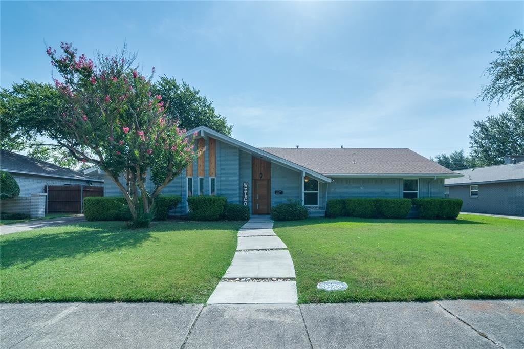 Primary Photo - 10040 Spokane Cir