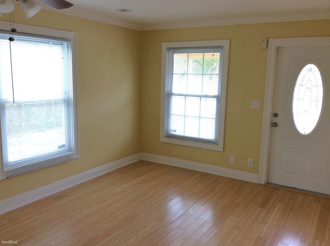 Building Photo - 2 br, 1 bath House - 1249 N 16th Avenue