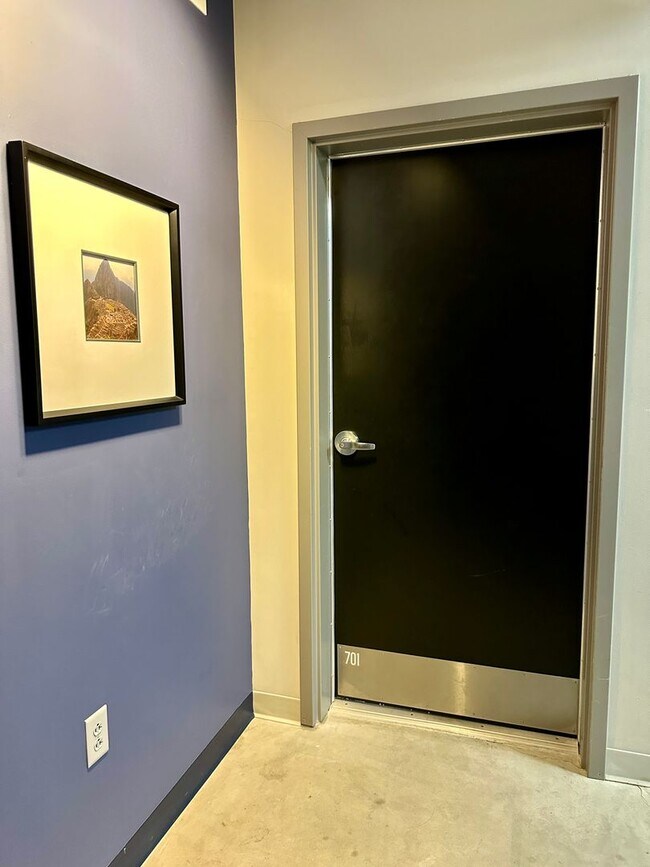 Foto del edificio - Penthouse Condo in Downtown Portland Peninsula