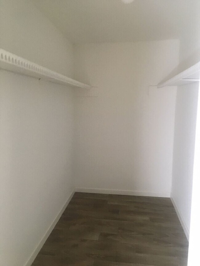 Foto del edificio - Two story townhouse