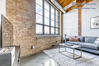 Building Photo - 2061 N Southport Ave