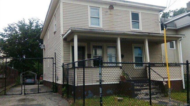 Building Photo - 1134 Ogden St Ext