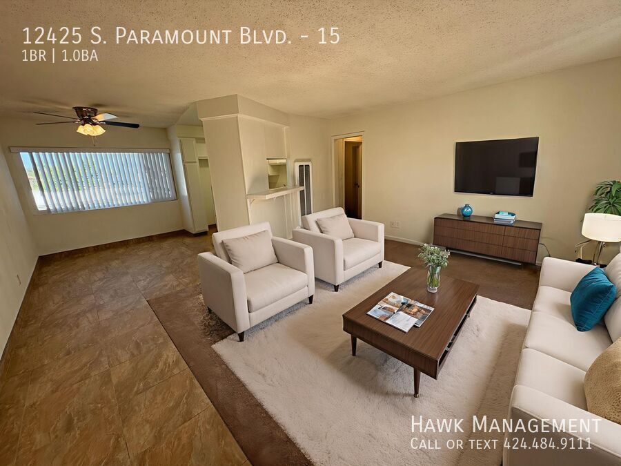 Foto principal - 12425 Paramount Blvd