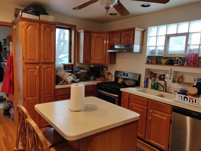 Building Photo - 7052 W Higgins Ave