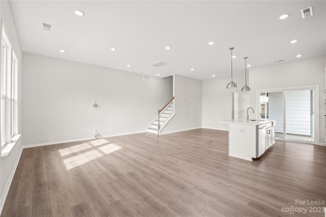 Foto del edificio - 5740 Coulee Ln