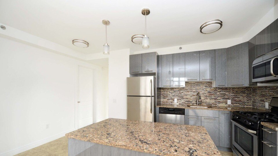 Foto principal - 3440 Guider Ave
