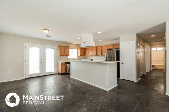 Foto del edificio - 2675 N Palo Verde Ave