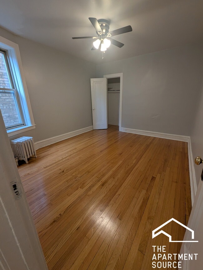 Foto del edificio - 3438 W Foster Ave