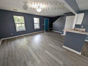 Building Photo - 1129 Waverly Pl Dr