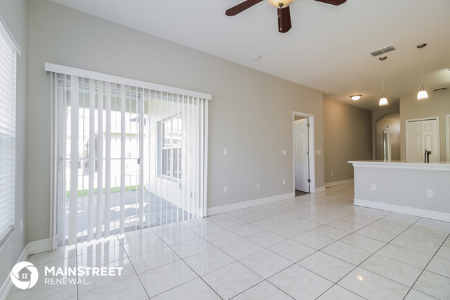 Building Photo - 321 Riomena Ct
