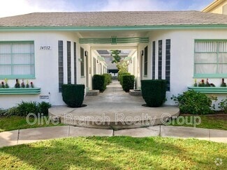 Building Photo - 14532 Dickens St