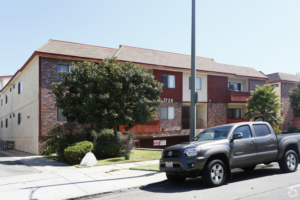 Primary Photo - North Park Jasmine Apartments