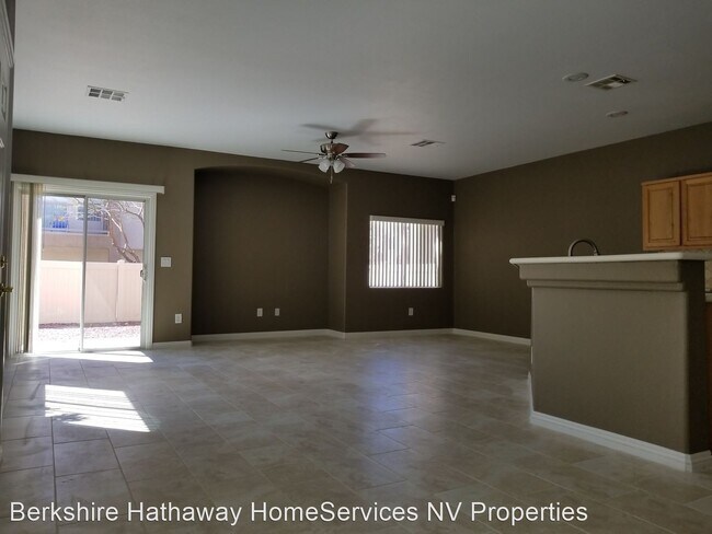 Building Photo - 9157 Fish Tail Ave