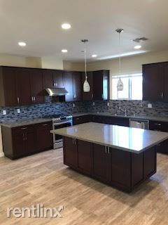 Foto del edificio - 2 br, 2 bath House - 1104 w 24 th st