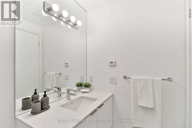 Photo du bâtiment - 609 Avenue Rd