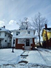 Building Photo - 734 Brighton Ave