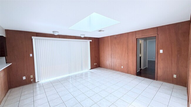 Foto del edificio - 11119 Atwell Dr