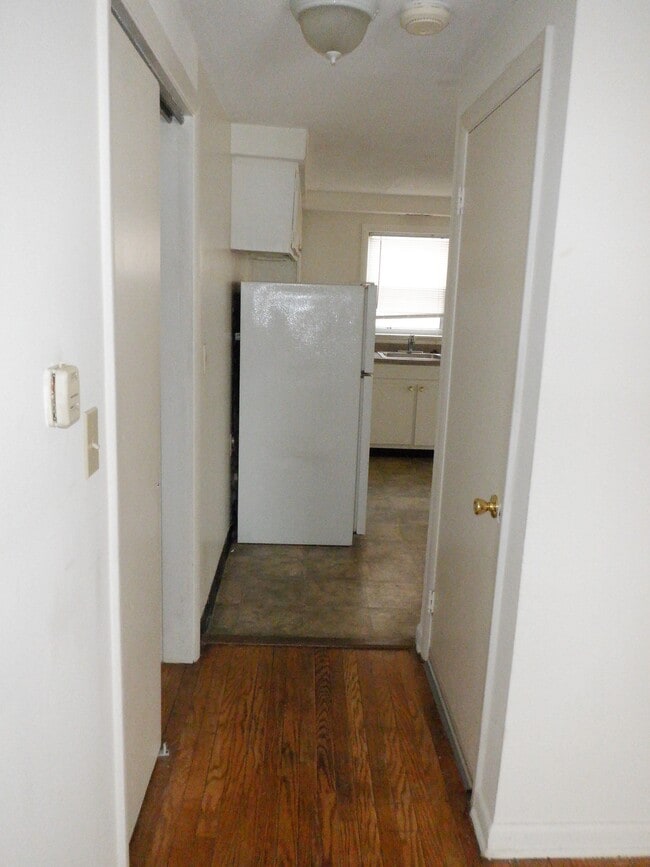Building Photo - 22 Deerfield Ct