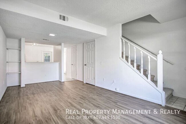 Building Photo - 2727 Gray Fox Ln