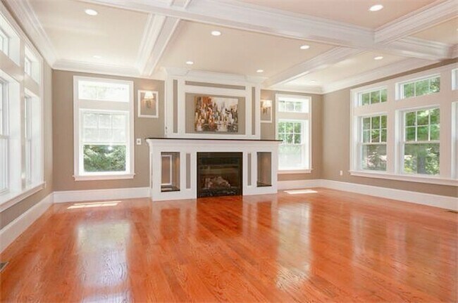 Foto del edificio - 62 Country Club Ln