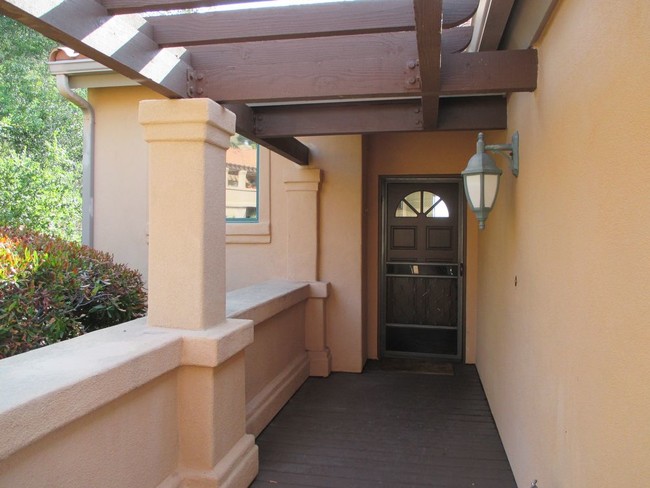 Building Photo - San Luis Bay Estates