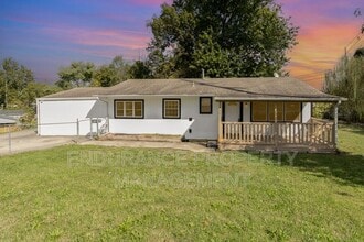Building Photo - 9500 Ridgemoor Ave