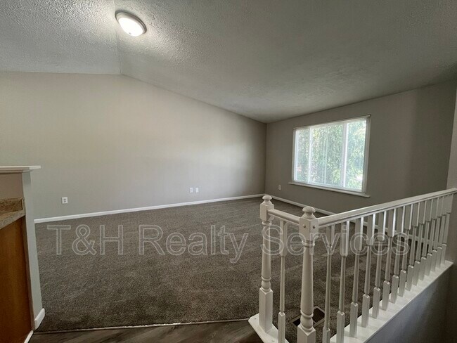 Building Photo - 5848 Annapolis Dr