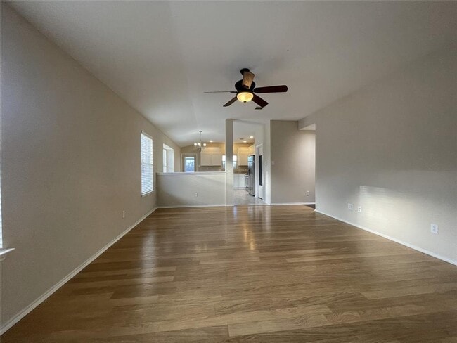 Foto del edificio - 803 Middle Brook Dr