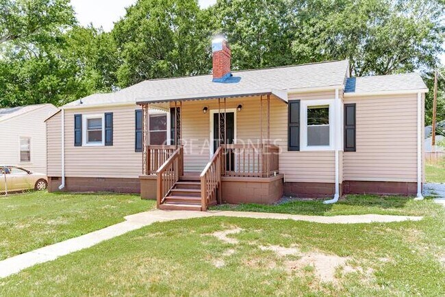 Foto del edificio - Charming 2 Bedroom in Greenville!