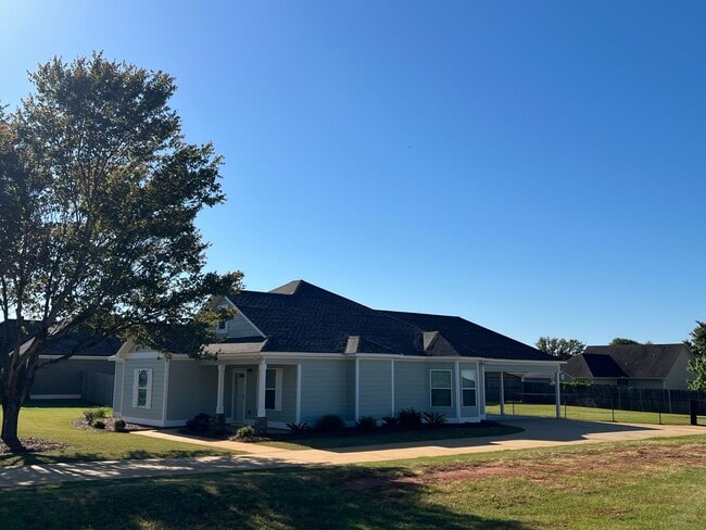 Building Photo - Home for rent in Prattville