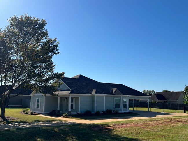 Foto del edificio - Home for rent in Prattville