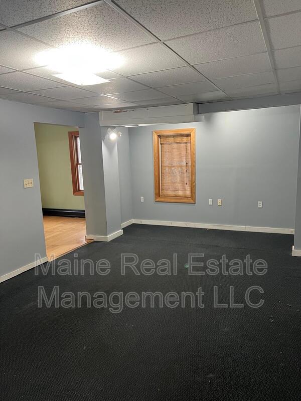 76 Patten St Unit Apt. 2, Bangor, ME 04401 Condo for Rent in Bangor, ME