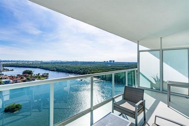 Building Photo - 400 Sunny Isles Blvd