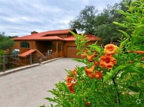 Building Photo - 10108 Talleyran Dr