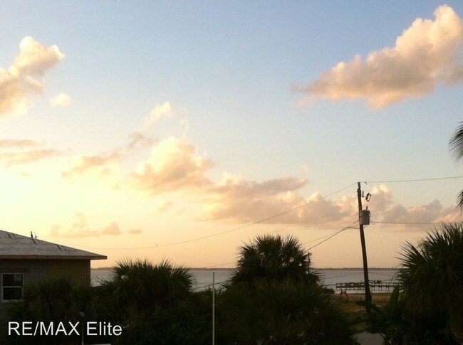 Building Photo - 3 br, 3 bath House - 2310 S Atlantic Ave #3