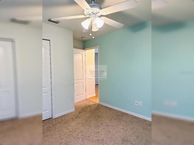 Foto del edificio - 7851 Foxgrove Dr