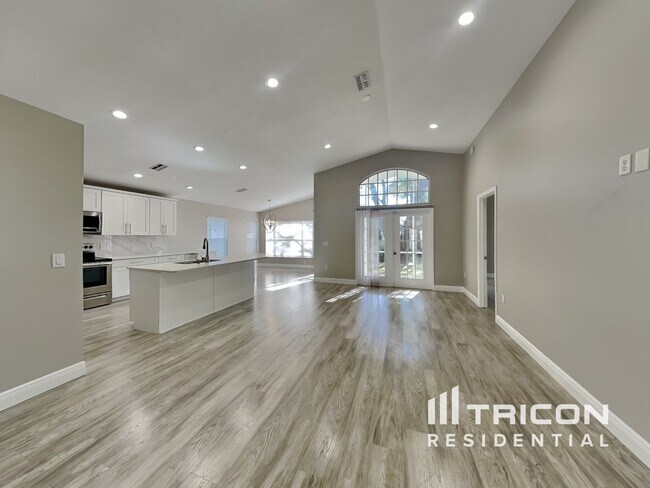 Building Photo - 11002 Millbury Court New Port Richey FL