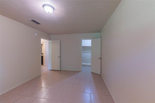 Foto del edificio - 705 North St