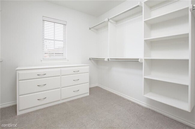 Building Photo - 3 br, 2 bath House - 7034 Cherokee Crossin...