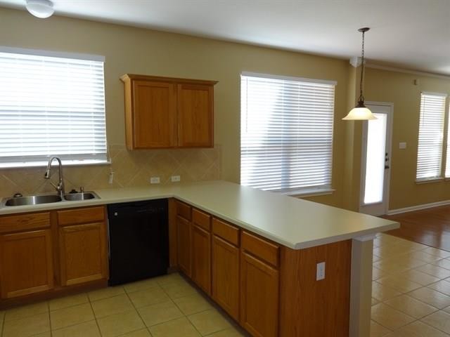 Building Photo - 108 Pecanwood N