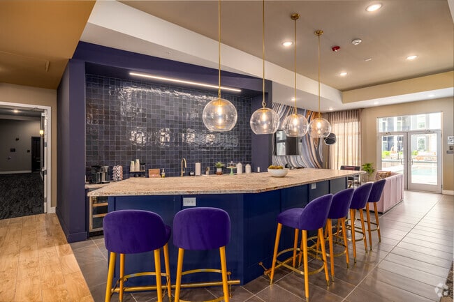 The Oliver Cafe - The Oliver Apartments