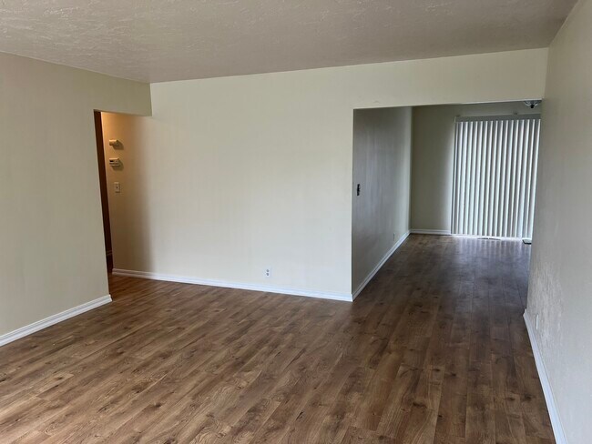 Foto del edificio - 412 NW F St