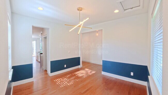 Building Photo - 3802 Wild Elm Way