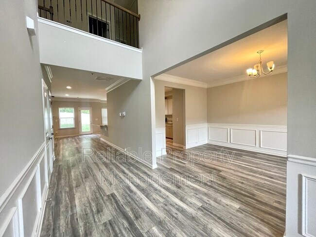 Building Photo - 129 Vandora Hills Pl