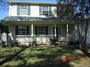 Building Photo - 797 Daimler Dr