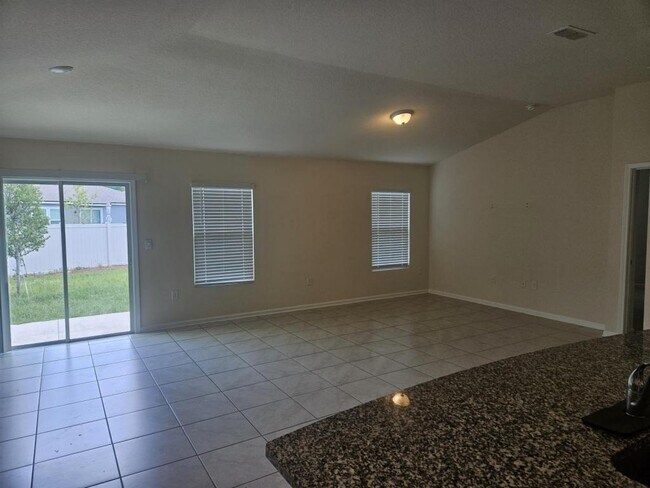 Foto del edificio - 75020 Trestle Ct