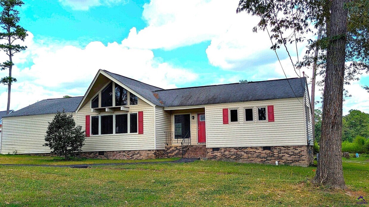 Primary Photo - 1120 Kathryn Ryals Rd