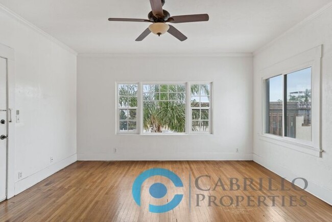 Foto del edificio - 2241 4th Avenue