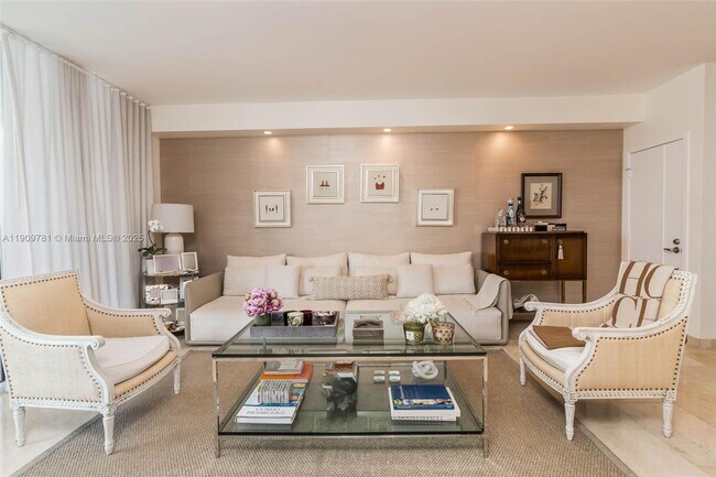 Foto del edificio - 901 Brickell Key Blvd