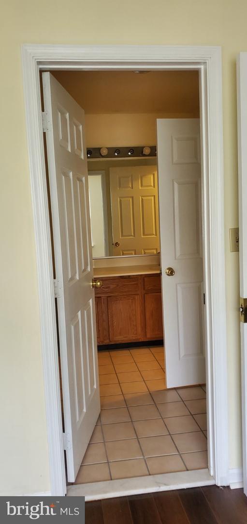 Building Photo - 2401 Repton Ct